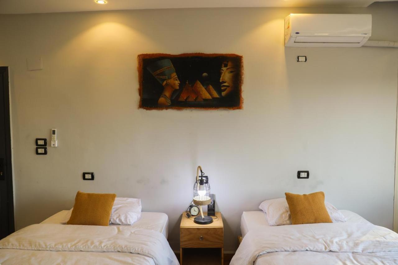 King Tout Hotel Pyramids View Кайро Екстериор снимка