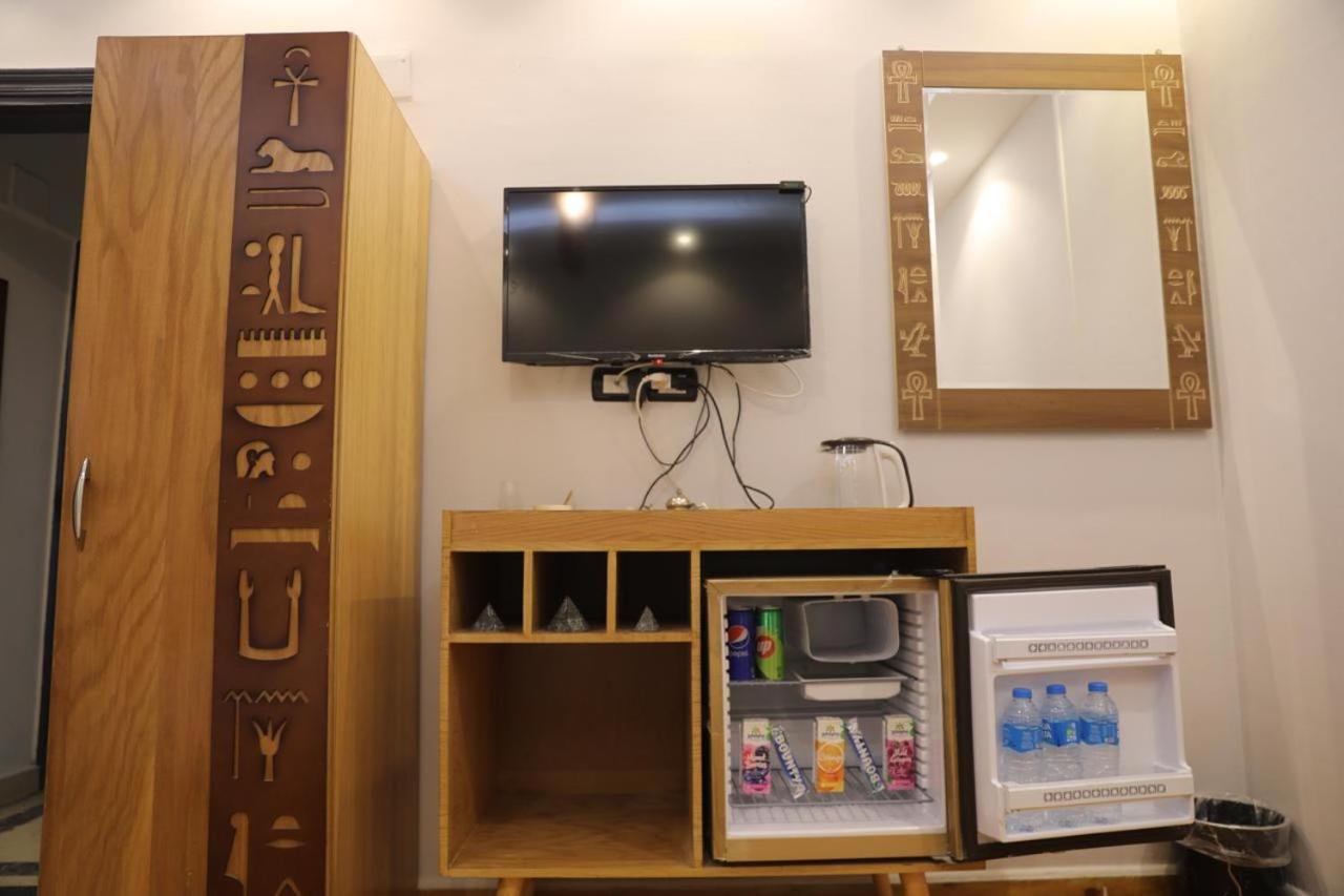 King Tout Hotel Pyramids View Кайро Екстериор снимка